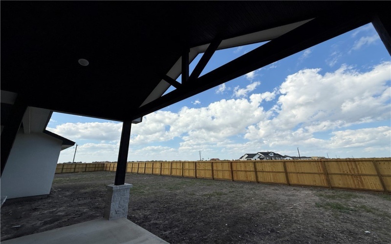 1518 Fenner Ranch Drive, Corpus Christi, TX 78415, 4 Habitaciones Habitaciones , ,3 BañosBaños,Residential,En Venta,1518 Fenner Ranch Drive,0,463772