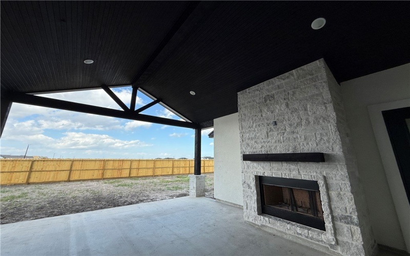 1518 Fenner Ranch Drive, Corpus Christi, TX 78415, 4 Habitaciones Habitaciones , ,3 BañosBaños,Residential,En Venta,1518 Fenner Ranch Drive,0,463772