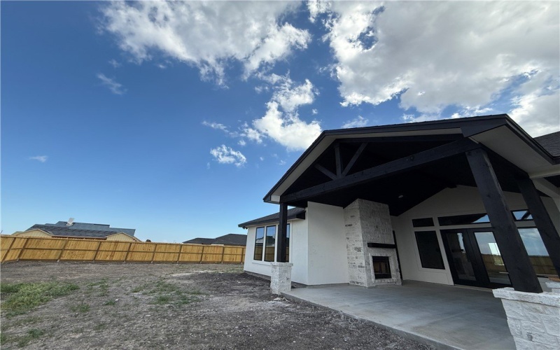 1518 Fenner Ranch Drive, Corpus Christi, TX 78415, 4 Habitaciones Habitaciones , ,3 BañosBaños,Residential,En Venta,1518 Fenner Ranch Drive,0,463772