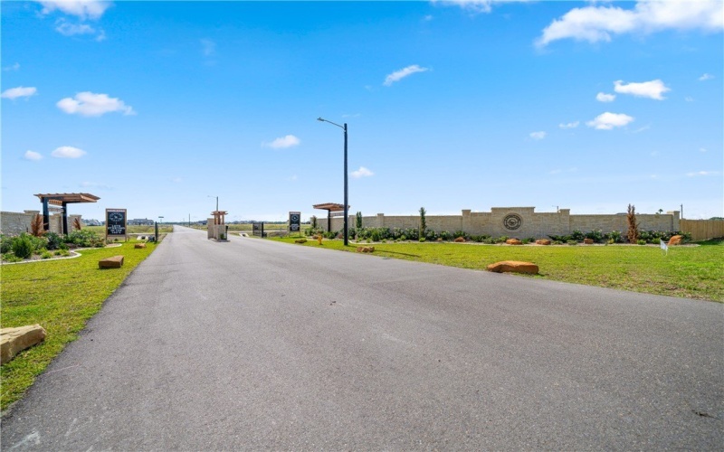 1518 Fenner Ranch Drive, Corpus Christi, TX 78415, 4 Bedrooms Bedrooms, ,3 BathroomsBathrooms,Residential,For Sale,1518 Fenner Ranch Drive,0,463772