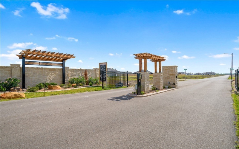 1518 Fenner Ranch Drive, Corpus Christi, TX 78415, 4 Bedrooms Bedrooms, ,3 BathroomsBathrooms,Residential,For Sale,1518 Fenner Ranch Drive,0,463772