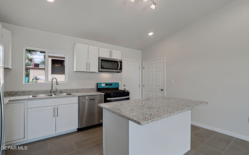 14724 Cactus Ridge Lane, Horizon City, TX 79928, 3 Bedrooms Bedrooms, ,2 BathroomsBathrooms,Residential,For Sale,14724 Cactus Ridge Lane,0,928743