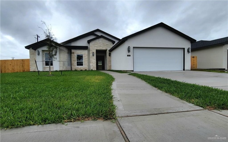 3701 Zenker Avenue, McAllen, TX 78504, 4 Habitaciones Habitaciones , ,2 BañosBaños,Residential,En Venta,3701 Zenker Avenue,0,466439