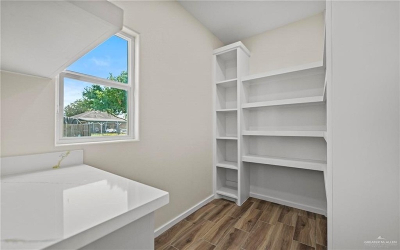 3802 Albanian Street, Edinburg, TX 78542, 3 Habitaciones Habitaciones , ,2 BañosBaños,Residential,En Venta,3802 Albanian Street,0,478878