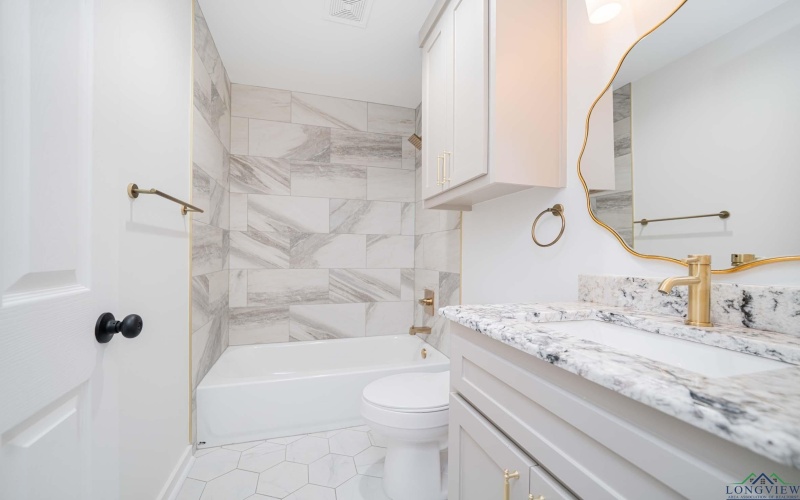 1808 Timpson St, Longview, TX 75602, 3 Habitaciones Habitaciones , ,2 BañosBaños,Residential,En Venta,1808 Timpson St,0,20255732