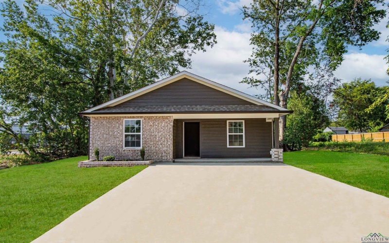 1808 Timpson St, Longview, TX 75602, 3 Bedrooms Bedrooms, ,2 BathroomsBathrooms,Residential,For Sale,1808 Timpson St,0,20255732