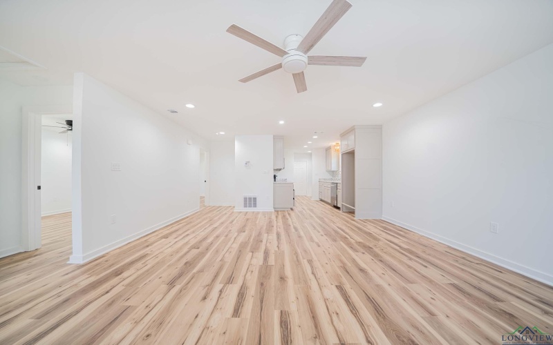 1808 Timpson St, Longview, TX 75602, 3 Habitaciones Habitaciones , ,2 BañosBaños,Residential,En Venta,1808 Timpson St,0,20255732