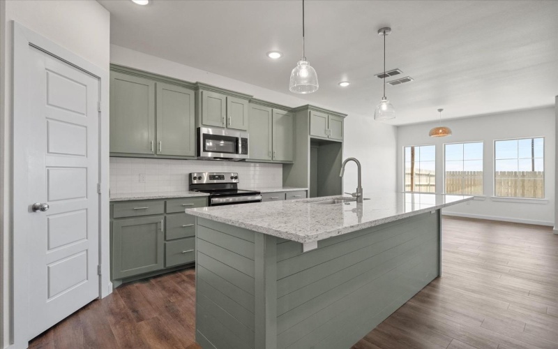 7737 97th Street, Lubbock, TX 79424, 3 Habitaciones Habitaciones , ,2 BañosBaños,Residential,En Venta,7737 97th Street,0,202559333