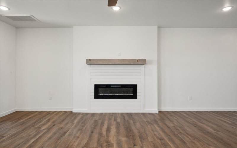 7737 97th Street, Lubbock, TX 79424, 3 Habitaciones Habitaciones , ,2 BañosBaños,Residential,En Venta,7737 97th Street,0,202559333