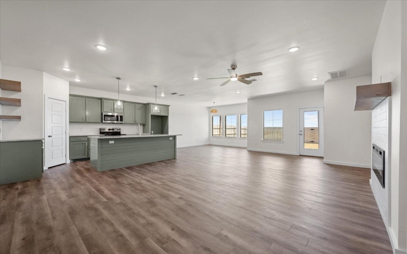7737 97th Street, Lubbock, TX 79424, 3 Habitaciones Habitaciones , ,2 BañosBaños,Residential,En Venta,7737 97th Street,0,202559333