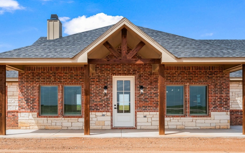 7205 E F M 41, Slaton, TX 79364, 3 Bedrooms Bedrooms, ,2 BathroomsBathrooms,Residential,For Sale,7205 E F M 41,0,202559338
