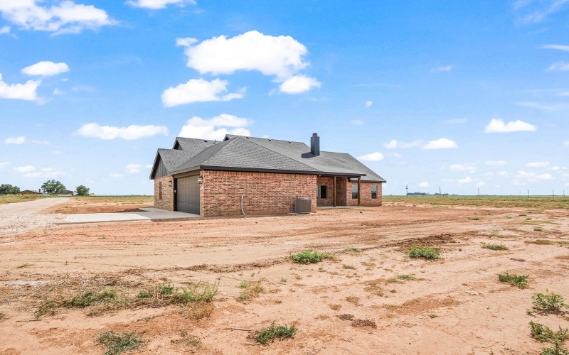 7107 E F M 41, Slaton, TX 79364, 3 Habitaciones Habitaciones , ,2 BañosBaños,Residential,En Venta,7107 E F M 41,0,202559339