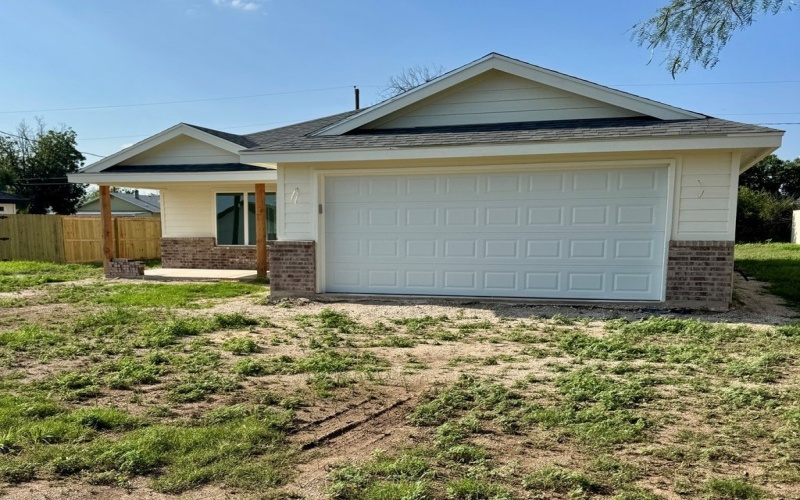 926 E 39th St, San Angelo, TX 76903, 4 Habitaciones Habitaciones , ,2 BañosBaños,Residential,En Venta,926 E 39th St,0,128365