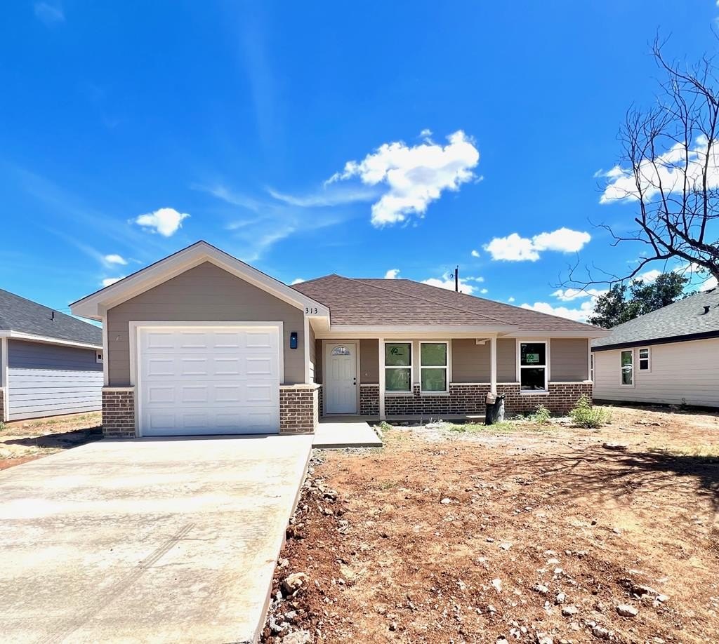 313 E 25th St, San Angelo, TX 76903, 3 Habitaciones Habitaciones , ,2 BañosBaños,Residential,En Venta,313 E 25th St,0,128745