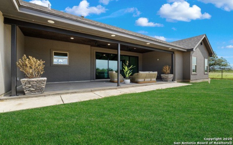 112 Hidden Cove, Floresville, TX 78114, 4 Bedrooms Bedrooms, ,3 BathroomsBathrooms,Residential,For Sale,112 Hidden Cove,0,1894249