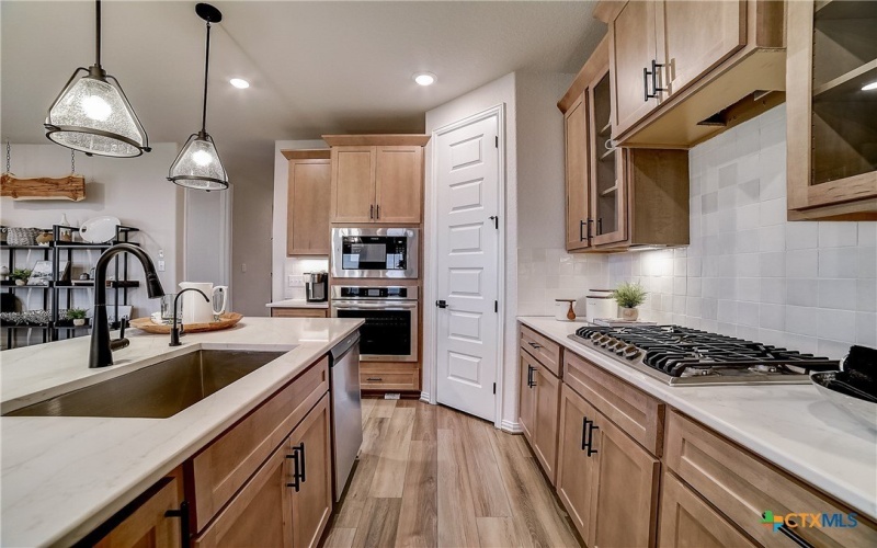 2593 Gideon Lane, New Braunfels, TX 78130, 4 Habitaciones Habitaciones , ,3 BañosBaños,Residential,En Venta,2593 Gideon Lane,0,589921