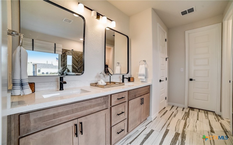 2593 Gideon Lane, New Braunfels, TX 78130, 4 Habitaciones Habitaciones , ,3 BañosBaños,Residential,En Venta,2593 Gideon Lane,0,589921