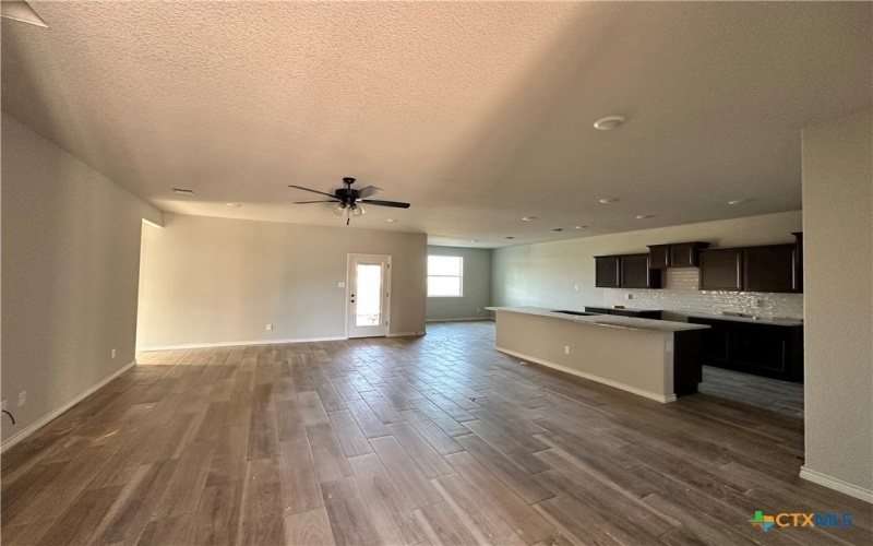 3004 Seeker Street, Killeen, TX 76549, 5 Habitaciones Habitaciones , ,2 BañosBaños,Residential,En Venta,3004 Seeker Street,0,589923