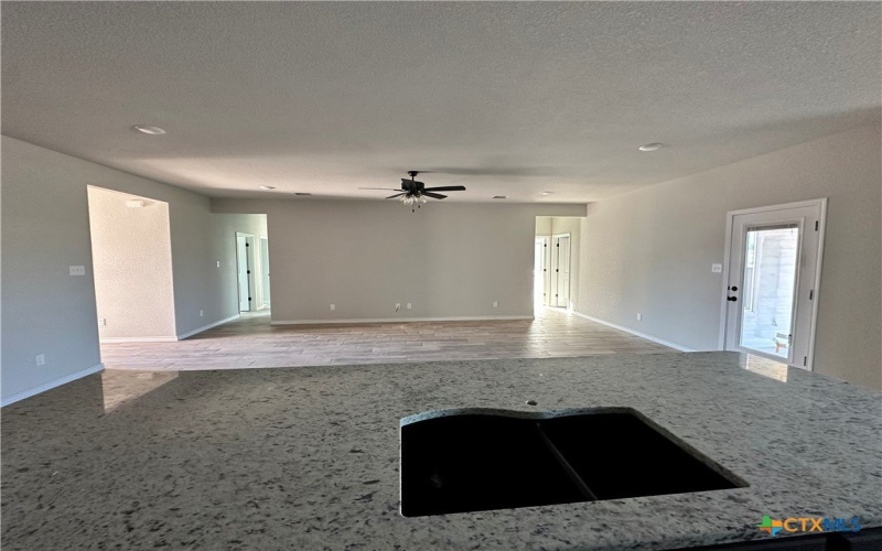 3004 Seeker Street, Killeen, TX 76549, 5 Habitaciones Habitaciones , ,2 BañosBaños,Residential,En Venta,3004 Seeker Street,0,589923