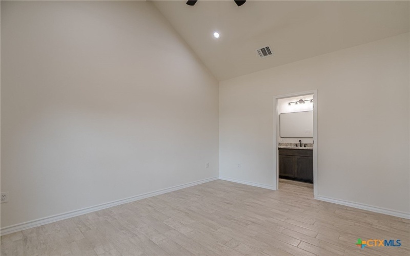 406 Ellis Street, Seguin, TX 78155, 3 Habitaciones Habitaciones , ,2 BañosBaños,Residential,En Venta,406 Ellis Street,0,590171