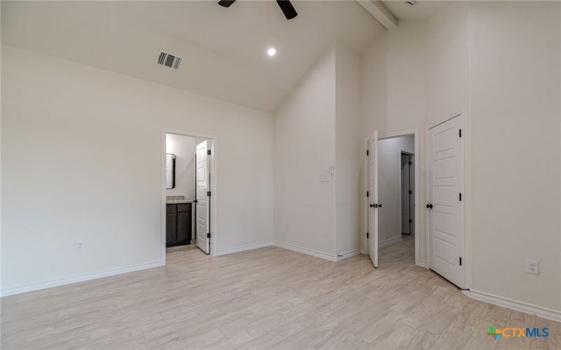 406 Ellis Street, Seguin, TX 78155, 3 Habitaciones Habitaciones , ,2 BañosBaños,Residential,En Venta,406 Ellis Street,0,590171