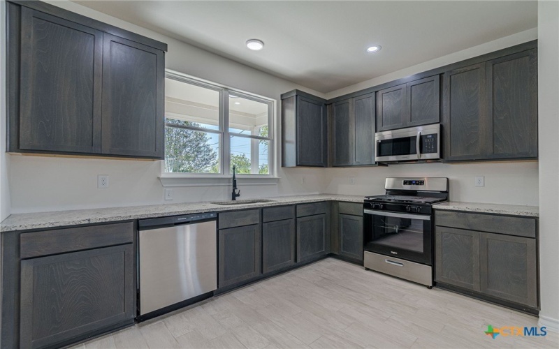 406 Ellis Street, Seguin, TX 78155, 3 Habitaciones Habitaciones , ,2 BañosBaños,Residential,En Venta,406 Ellis Street,0,590171