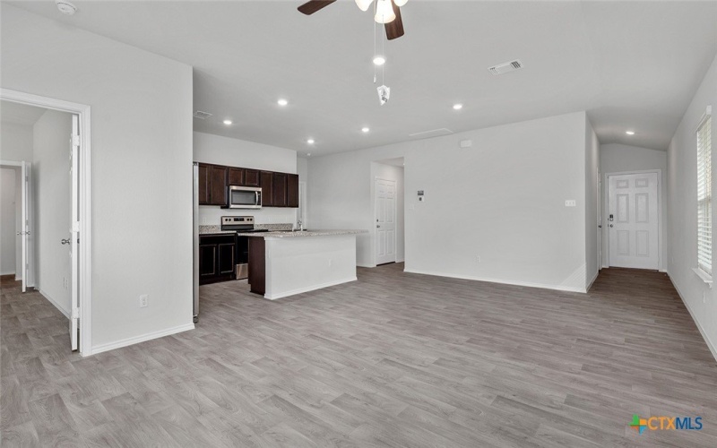 2215 Turmeric Court, Temple, TX 76502, 3 Habitaciones Habitaciones , ,2 BañosBaños,Residential,En Venta,2215 Turmeric Court,0,590368