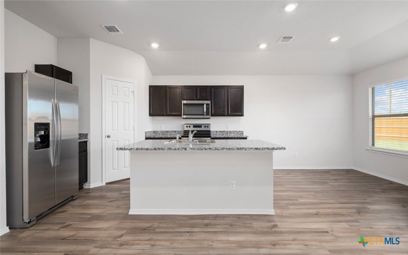 2207 Turmeric Court, Temple, TX 76502, 3 Habitaciones Habitaciones , ,2 BañosBaños,Residential,En Venta,2207 Turmeric Court,0,590375
