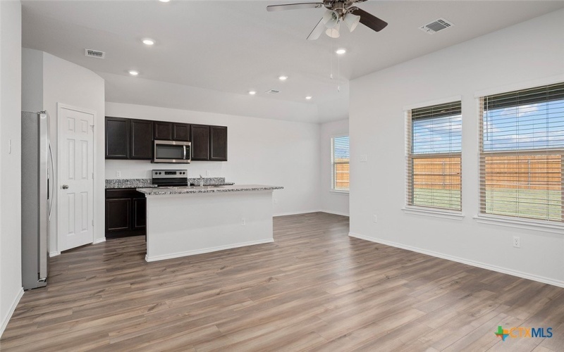 2207 Turmeric Court, Temple, TX 76502, 3 Habitaciones Habitaciones , ,2 BañosBaños,Residential,En Venta,2207 Turmeric Court,0,590375