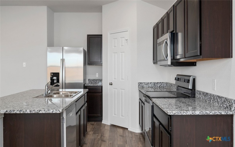 2207 Turmeric Court, Temple, TX 76502, 3 Habitaciones Habitaciones , ,2 BañosBaños,Residential,En Venta,2207 Turmeric Court,0,590375