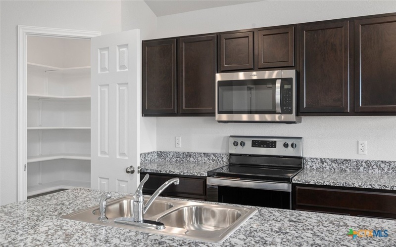 2207 Turmeric Court, Temple, TX 76502, 3 Habitaciones Habitaciones , ,2 BañosBaños,Residential,En Venta,2207 Turmeric Court,0,590375