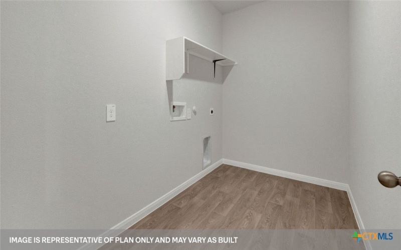 120 RAYMONDVILLE Path, San Marcos, TX 78666, 5 Habitaciones Habitaciones , ,3 BañosBaños,Residential,En Venta,120 RAYMONDVILLE Path,0,590379