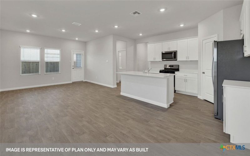 120 RAYMONDVILLE Path, San Marcos, TX 78666, 5 Habitaciones Habitaciones , ,3 BañosBaños,Residential,En Venta,120 RAYMONDVILLE Path,0,590379
