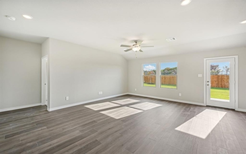 3412 Kingdom Drive, Farmersville, TX 75442, 3 Habitaciones Habitaciones , ,2 BañosBaños,Residential,En Venta,3412 Kingdom Drive,0,20795272