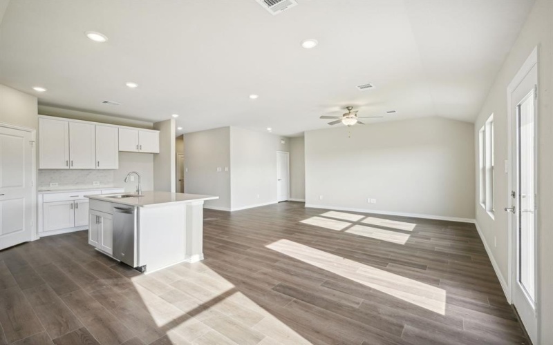 3412 Kingdom Drive, Farmersville, TX 75442, 3 Habitaciones Habitaciones , ,2 BañosBaños,Residential,En Venta,3412 Kingdom Drive,0,20795272