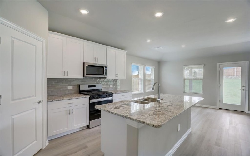 3914 Superior Drive, Farmersville, TX 75442, 4 Bedrooms Bedrooms, ,3 BathroomsBathrooms,Residential,For Sale,3914 Superior Drive,0,20803388