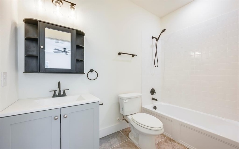 2404 Garden Drive, Dallas, TX 75215, 4 Bedrooms Bedrooms, ,2 BathroomsBathrooms,Residential,For Sale,2404 Garden Drive,0,21002845