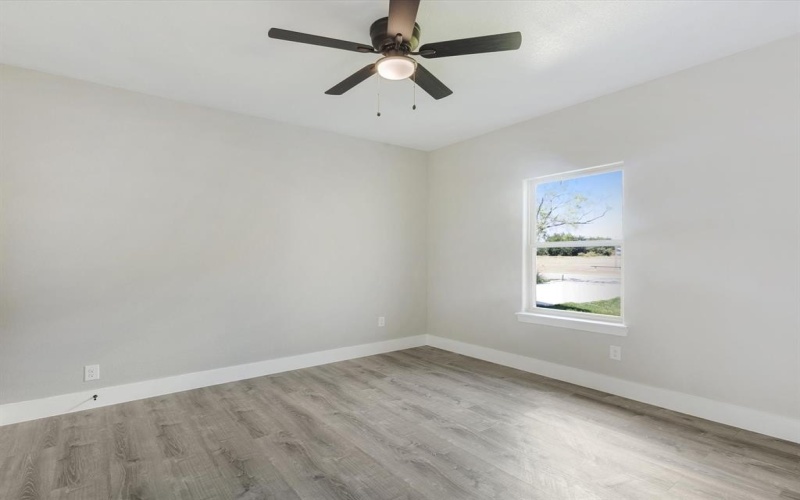 2411 Mercedes, Granbury, TX 76048, 3 Habitaciones Habitaciones , ,2 BañosBaños,Residential,En Venta,2411 Mercedes,0,21008409