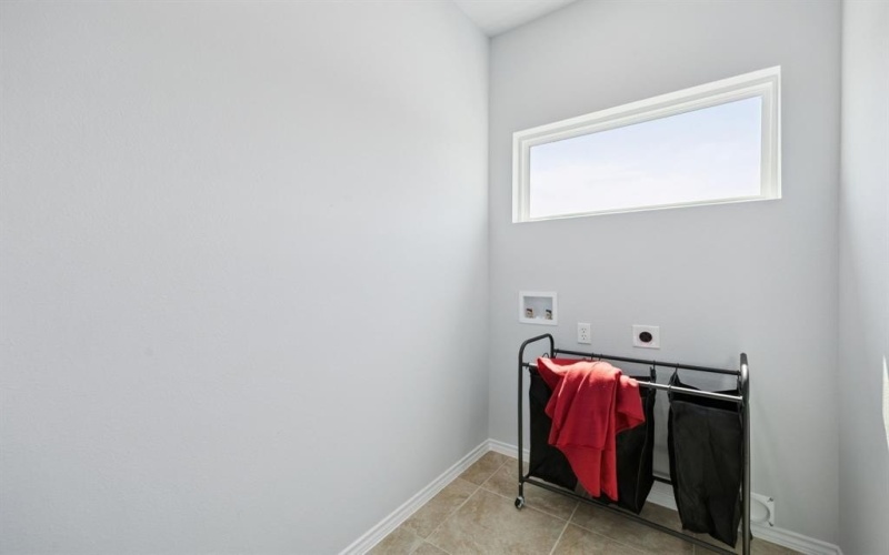 236 Hilltop Drive, Ennis, TX 75119, 3 Bedrooms Bedrooms, ,2 BathroomsBathrooms,Residential,For Sale,236 Hilltop Drive,0,21023025