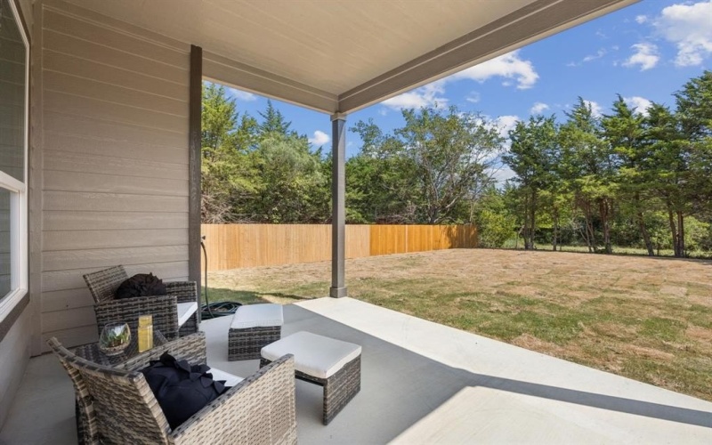 236 Hilltop Drive, Ennis, TX 75119, 3 Bedrooms Bedrooms, ,2 BathroomsBathrooms,Residential,For Sale,236 Hilltop Drive,0,21023025