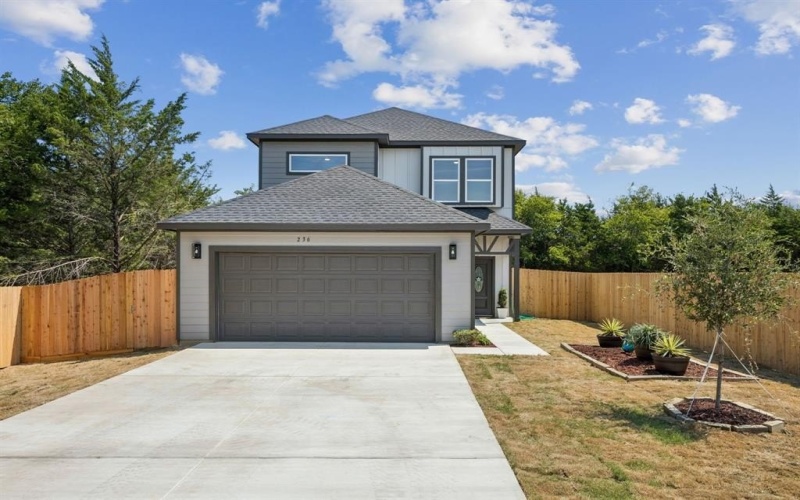 236 Hilltop Drive, Ennis, TX 75119, 3 Bedrooms Bedrooms, ,2 BathroomsBathrooms,Residential,For Sale,236 Hilltop Drive,0,21023025