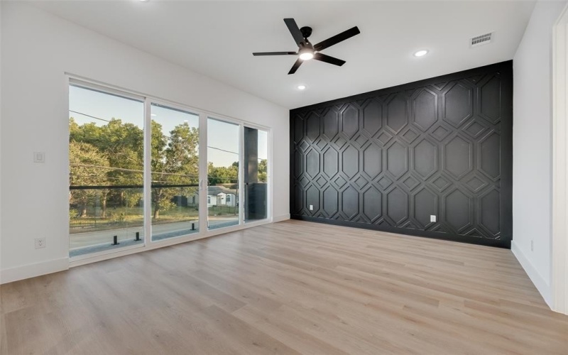 1651 E Overton Street, Dallas, TX 75216, 4 Bedrooms Bedrooms, ,2 BathroomsBathrooms,Residential,For Sale,1651 E Overton Street,0,21025007