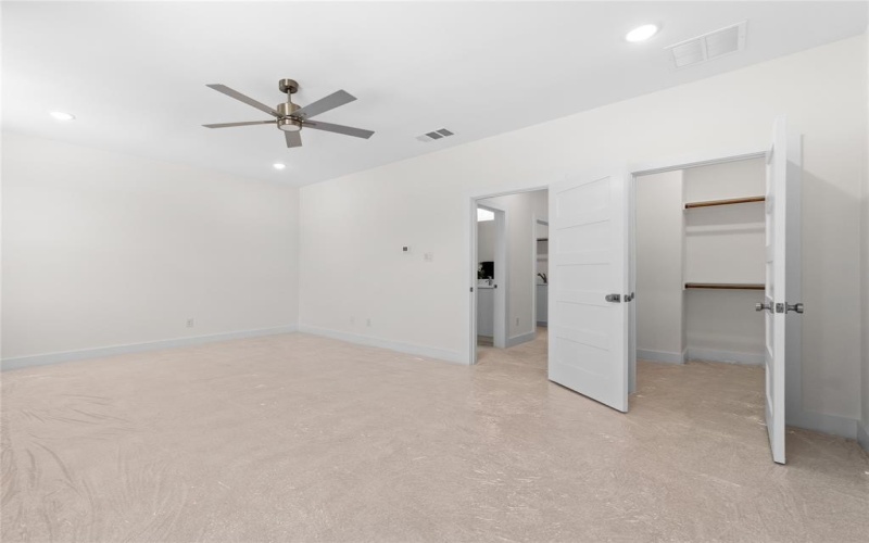 426 Martinique Avenue, Dallas, TX 75223, 5 Habitaciones Habitaciones , ,5 BañosBaños,Residential,En Venta,426 Martinique Avenue,0,21027261