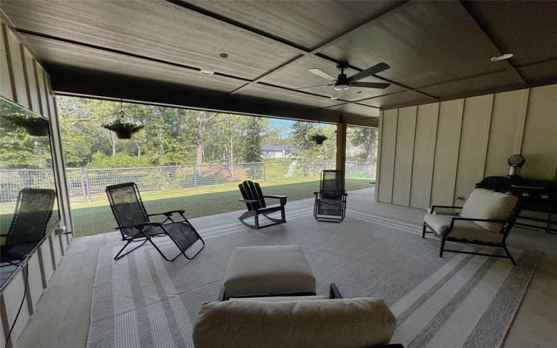 1513 Desvoignes Road, Denison, TX 75021, 4 Bedrooms Bedrooms, ,2 BathroomsBathrooms,Residential,For Sale,1513 Desvoignes Road,0,21033742