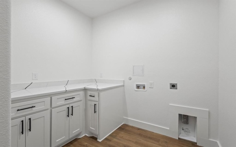 1513 Desvoignes Road, Denison, TX 75021, 4 Bedrooms Bedrooms, ,2 BathroomsBathrooms,Residential,For Sale,1513 Desvoignes Road,0,21033742