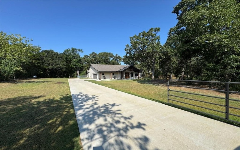 1513 Desvoignes Road, Denison, TX 75021, 4 Bedrooms Bedrooms, ,2 BathroomsBathrooms,Residential,For Sale,1513 Desvoignes Road,0,21033742
