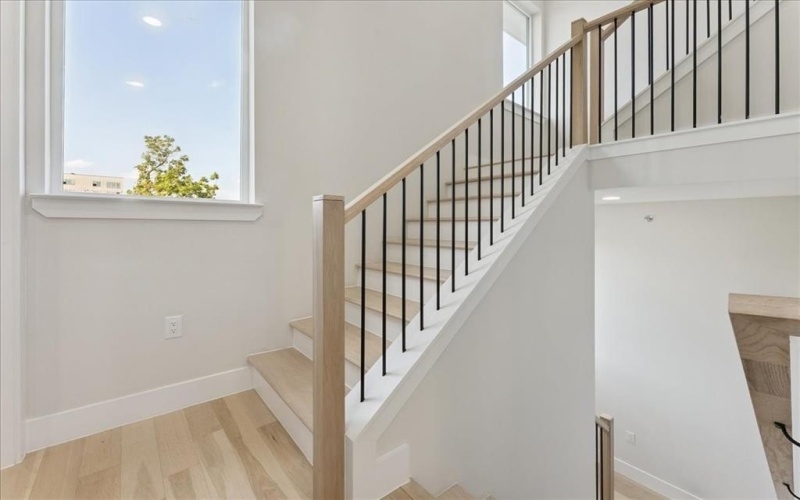 1512 Seegar Street #101, Dallas, TX 75215, 3 Bedrooms Bedrooms, ,3 BathroomsBathrooms,Residential,For Sale,1512 Seegar Street,0,21035196