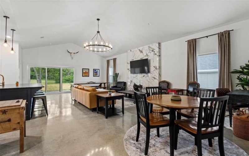 1832 S Park Avenue, Denison, TX 75020, 4 Bedrooms Bedrooms, ,3 BathroomsBathrooms,Residential,For Sale,1832 S Park Avenue,0,21035977