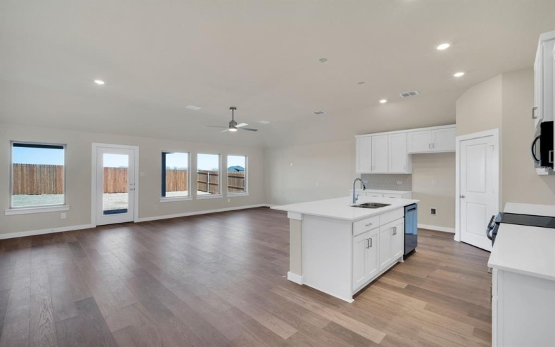 4207 Pigeon Drive, Sherman, TX 75092, 3 Habitaciones Habitaciones , ,2 BañosBaños,Residential,En Venta,4207 Pigeon Drive,0,21036068