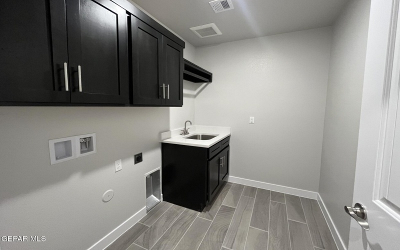 2224 MIKE PRICE Drive, El Paso, TX 79938, 4 Habitaciones Habitaciones , ,2 BañosBaños,Residential,En Venta,2224 MIKE PRICE Drive,916246